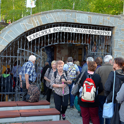 Umelecké mreže na kaplnke Božieho milosrdenstva Umelecké mreže na kaplnke Božieho milosrdenstva