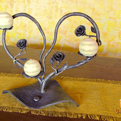 A wrought iron candleholder - A heart for lovers